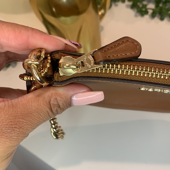 Coach camel and gold wristlet - Picture 5 of 15